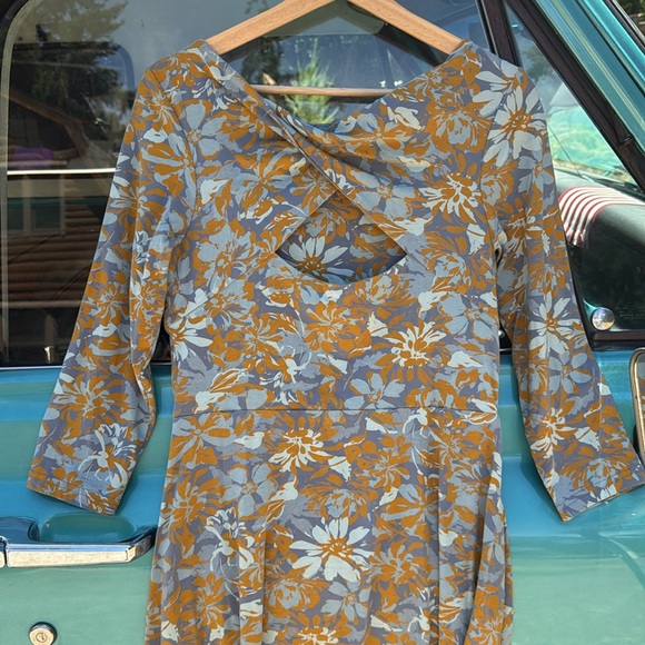 PACT Organic Cotton Dress - Picture 4 of 7